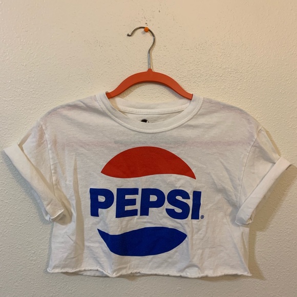 Forever 21 Tops - Pepsi crop top